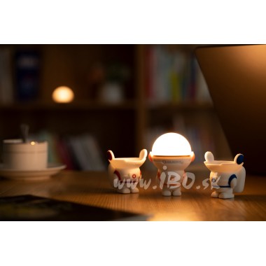 Nabíjací držiak na lampášik Obulb Olight Obuddy Astro Orange – figúrka